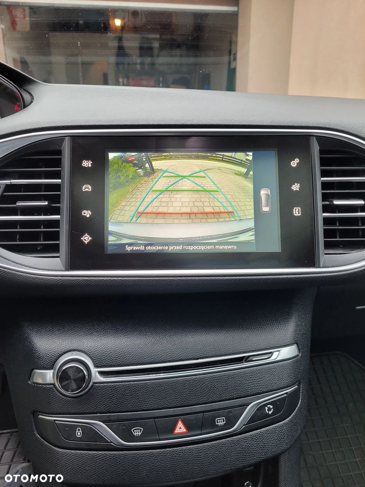 Peugeot 308 BlueHDi 120 Stop & Start Allure - 26