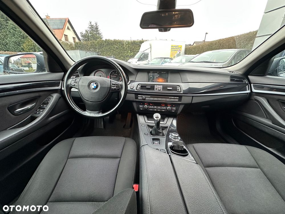 BMW Seria 5 520d Efficient Dynamics Edition - 16