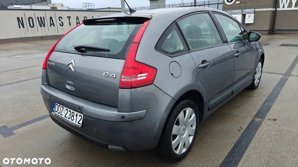 Citroën C4 VTi 120 Attraction - 6