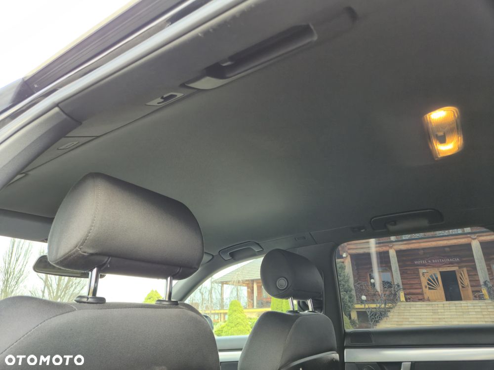 Audi A4 Avant 2.0 TDI DPF Attraction - 19