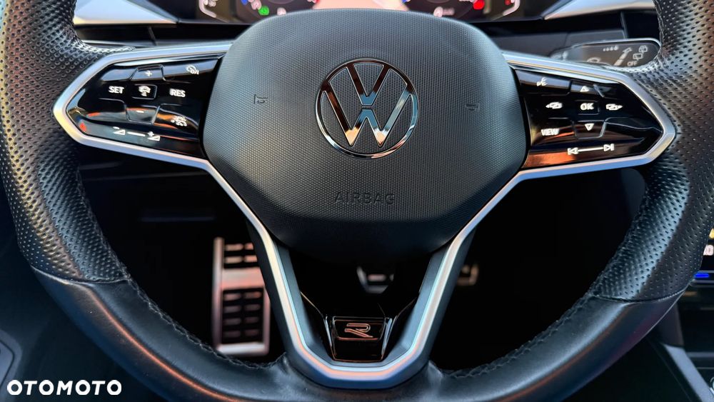 Volkswagen Arteon 2.0 TDI SCR R-Line DSG - 34