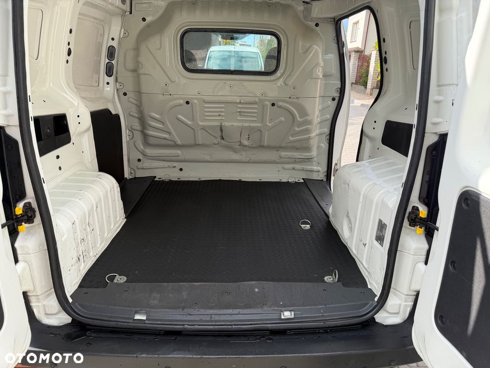 Fiat Fiorino - 13
