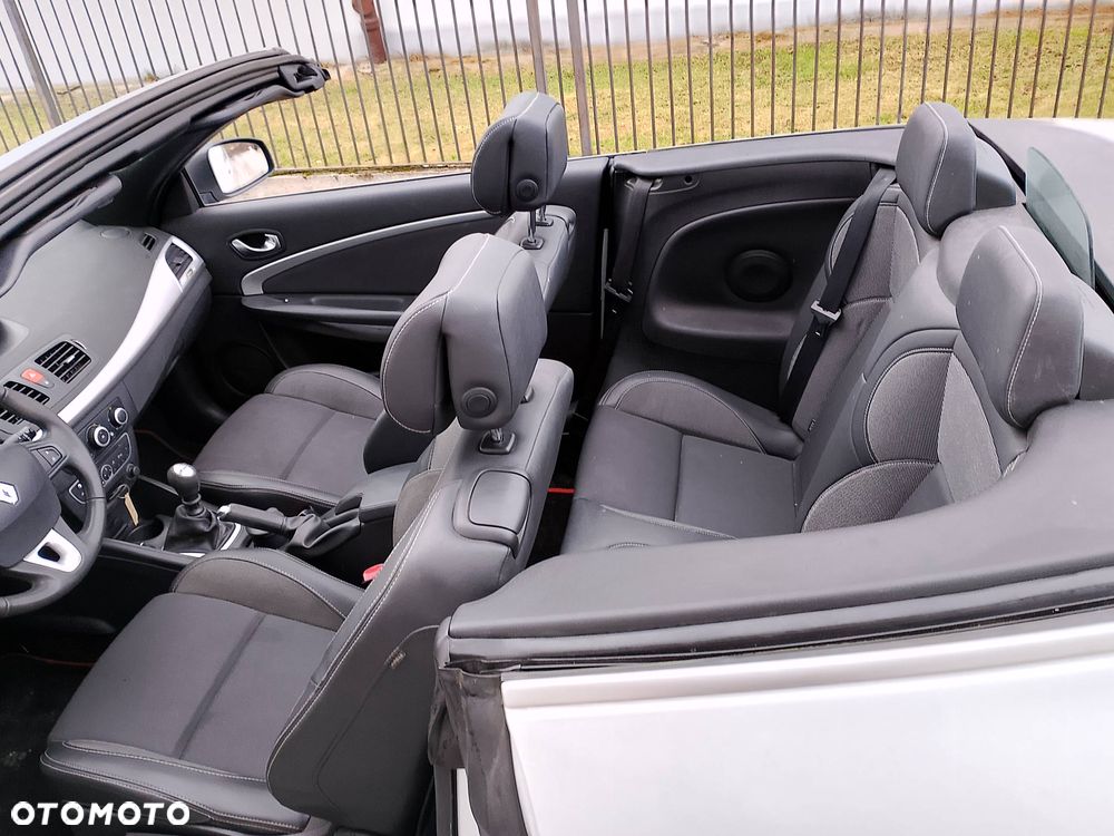 Renault Megane 1.6 16V Dynamique - 9