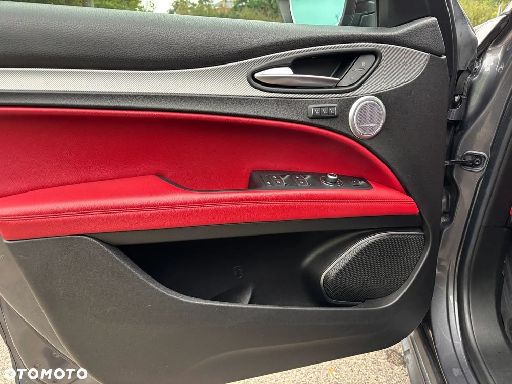 Alfa Romeo Stelvio 2.0 Turbo Super Q4 - 14