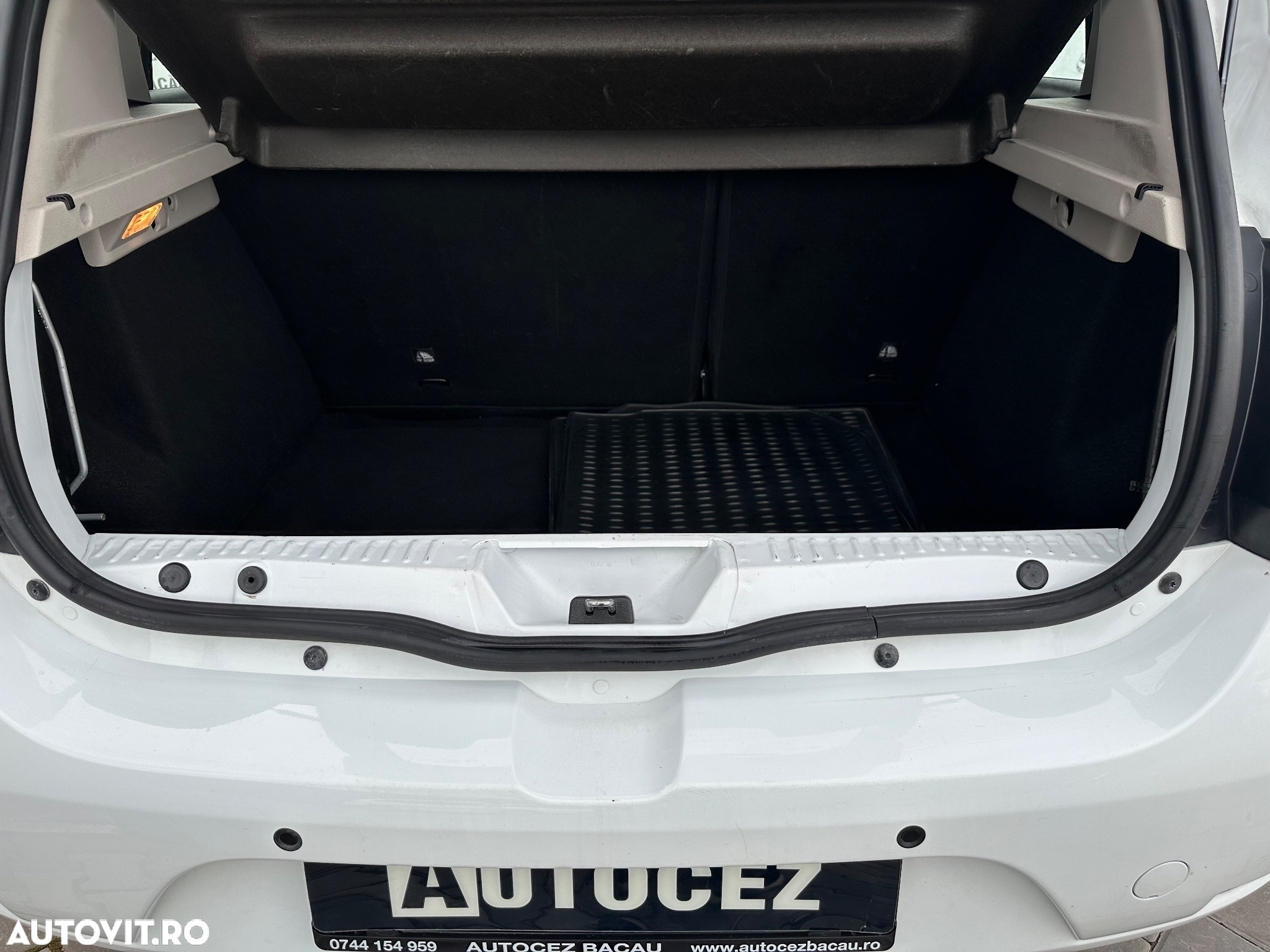 Dacia Sandero 1.5 dCI Prestige - 13