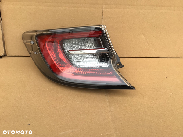 Lampa tylna lewa Toyota Corolla E21 HB