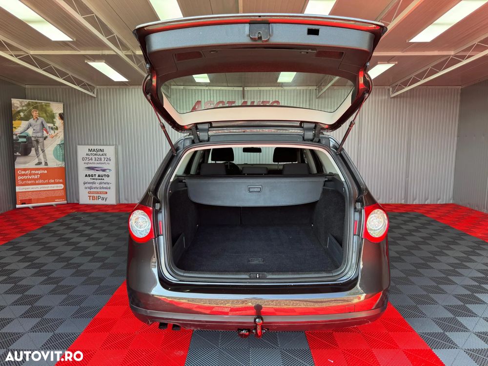 Volkswagen Passat - 17