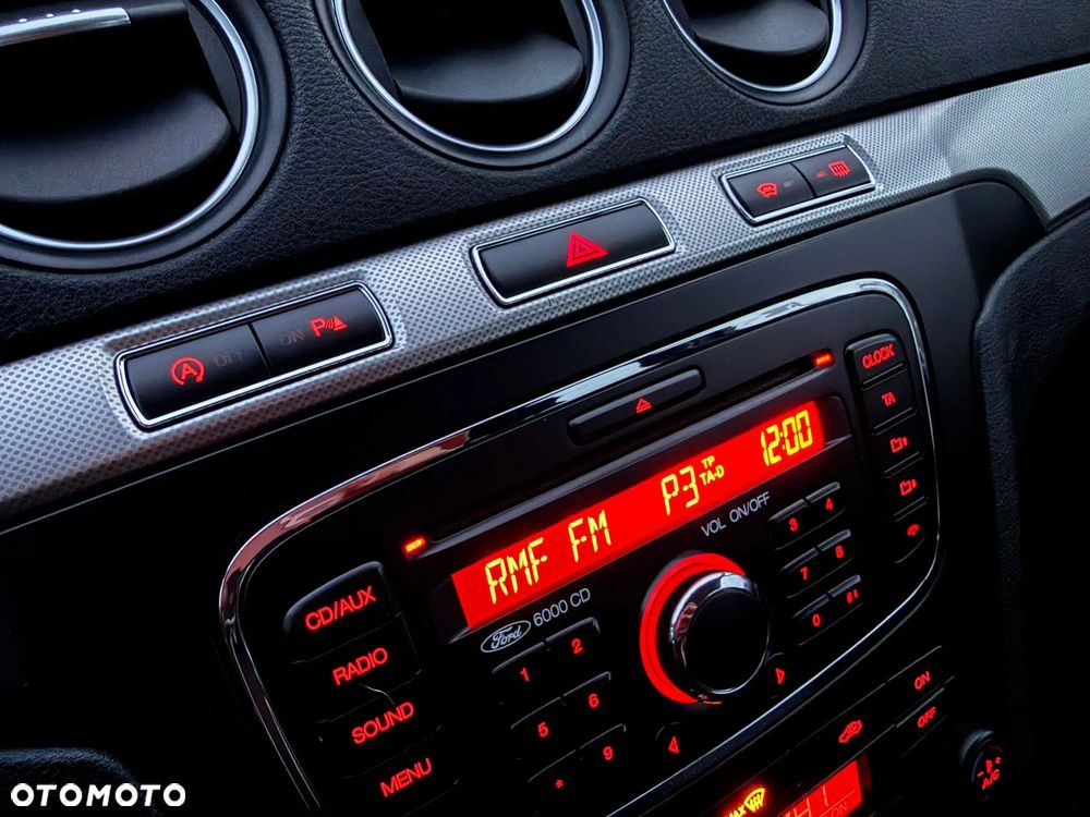 Ford Galaxy 1.6 TDCi DPF Start-Stop Trend - 17