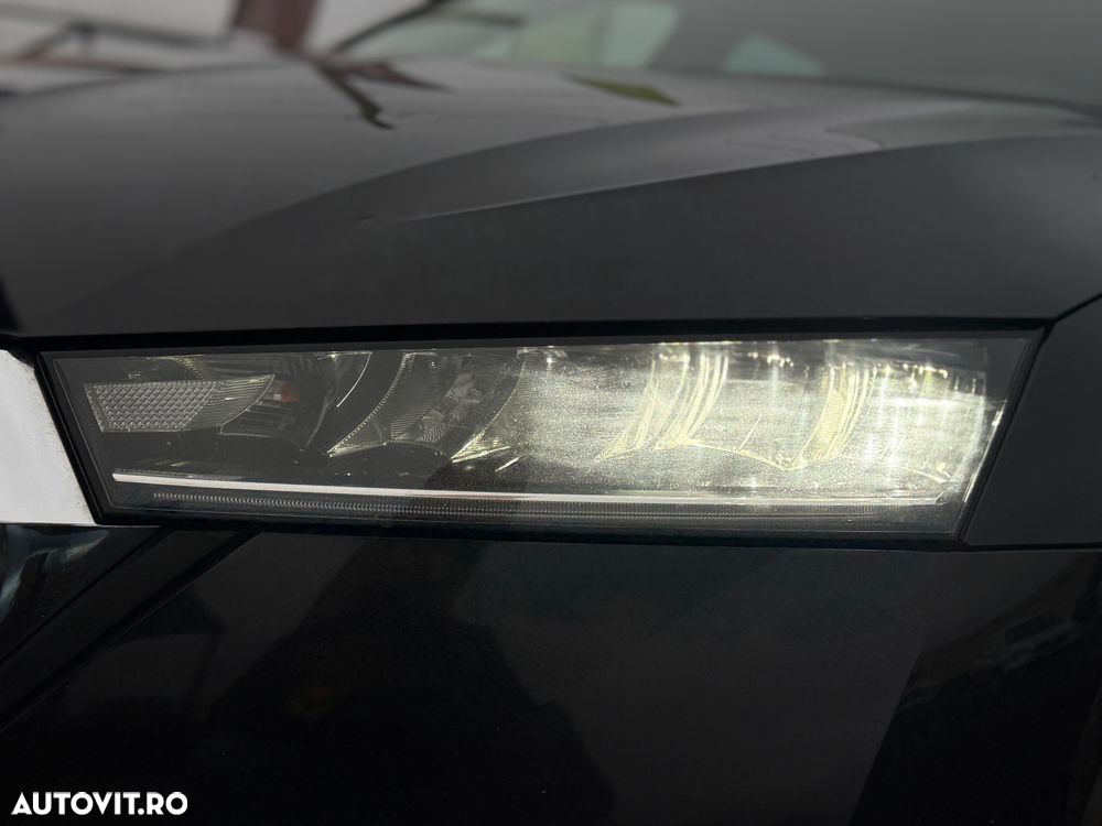 Skoda Octavia Combi 2.0 TDI DSG Premium Edition - 36