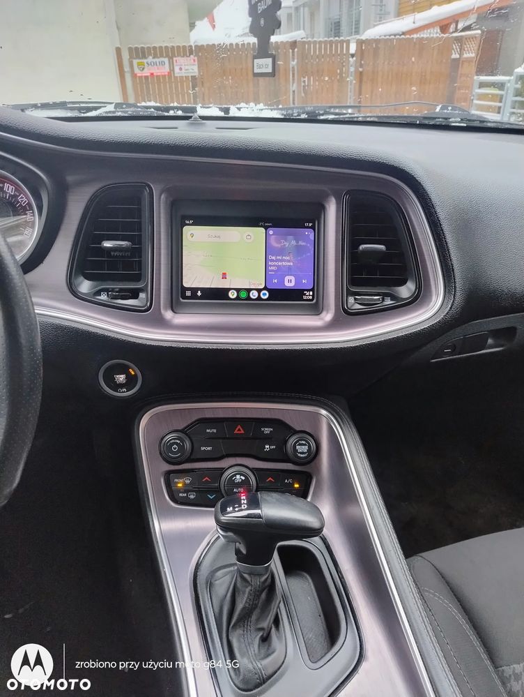 Dodge Challenger - 19