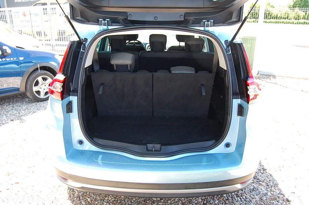 Renault Grand Scenic - 19