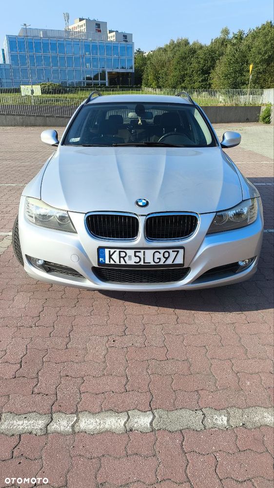 BMW Seria 3 318d - 18