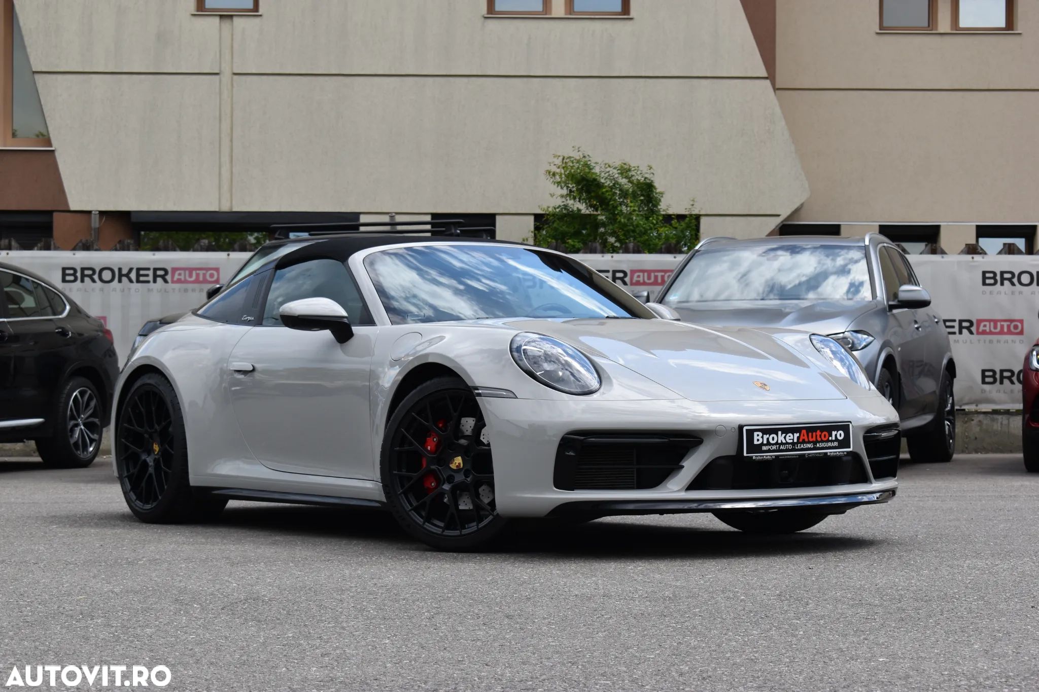 Porsche 992 - 1