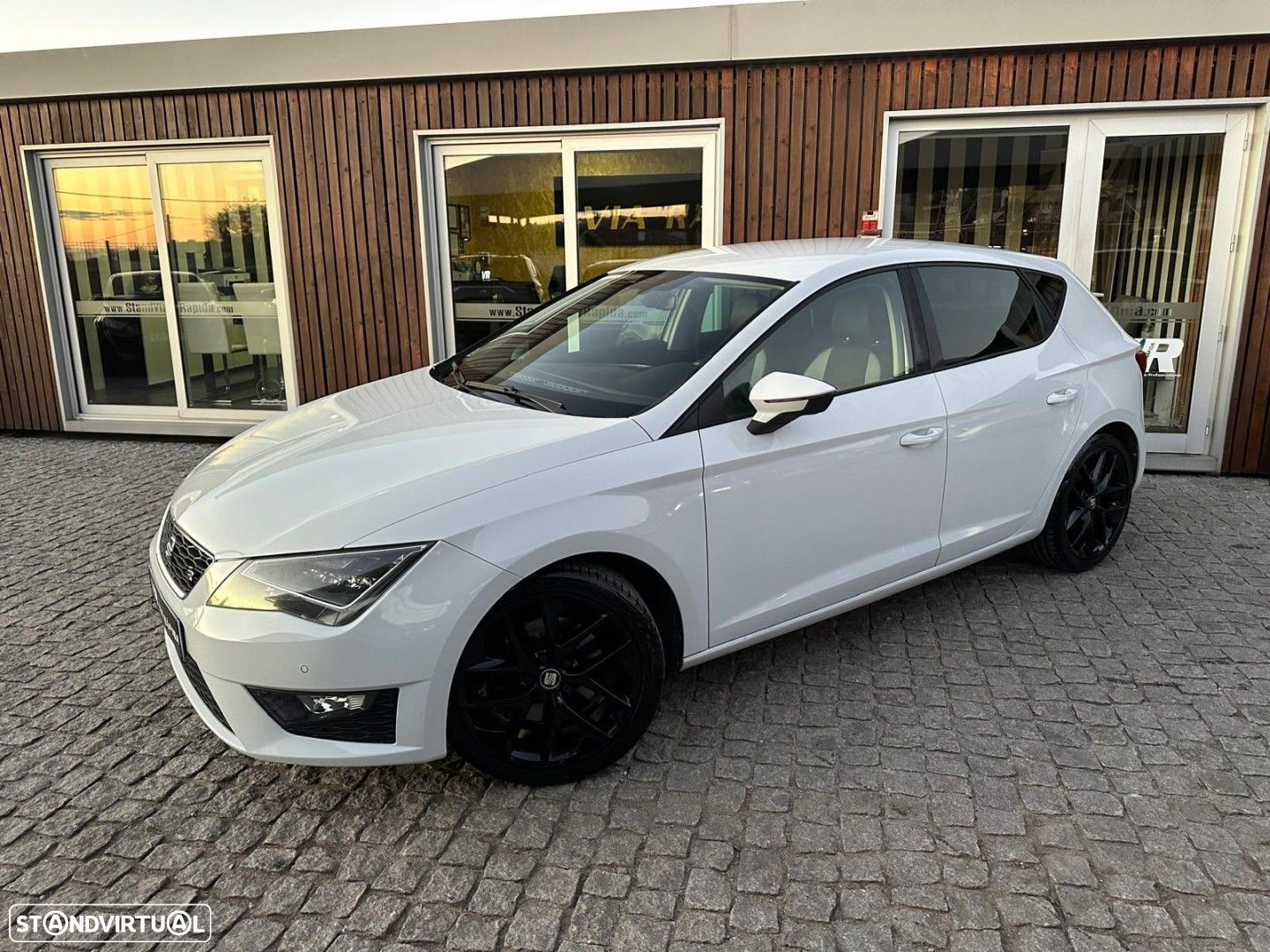 SEAT Leon 2.0 TDI FR S/S - 26