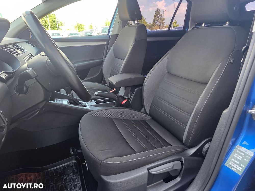 Skoda Octavia 1.6 TDI DSG Ambition - 12