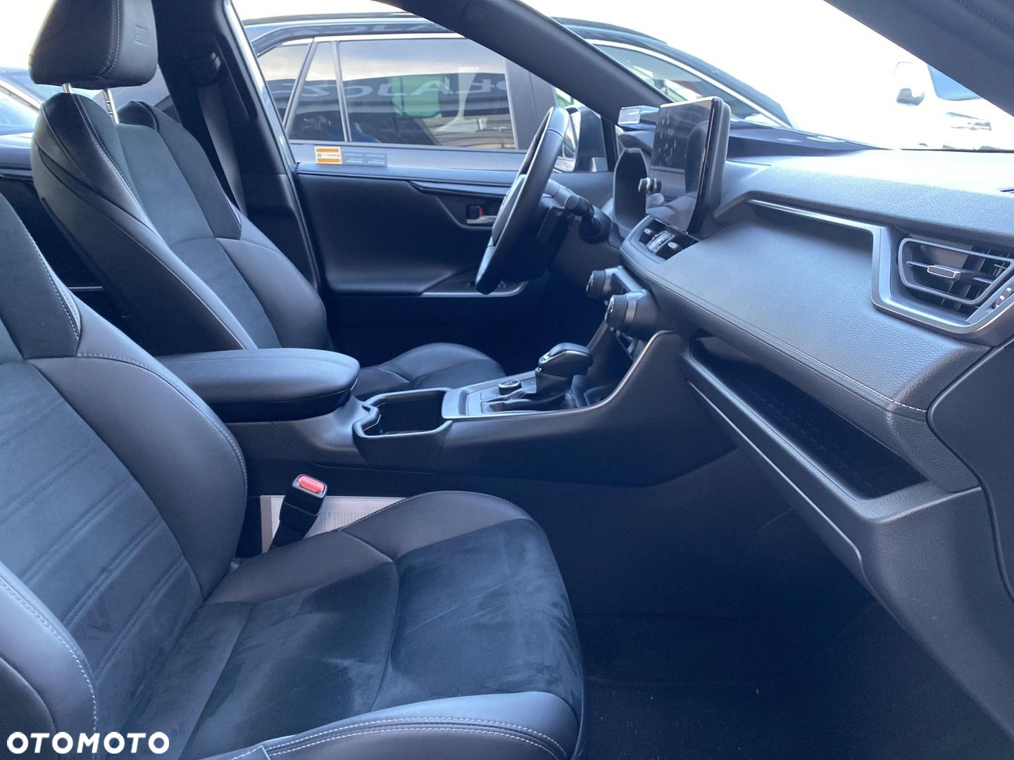Toyota RAV4 2.5 Plug-In Hybrid GR Sport 4x4 - 16