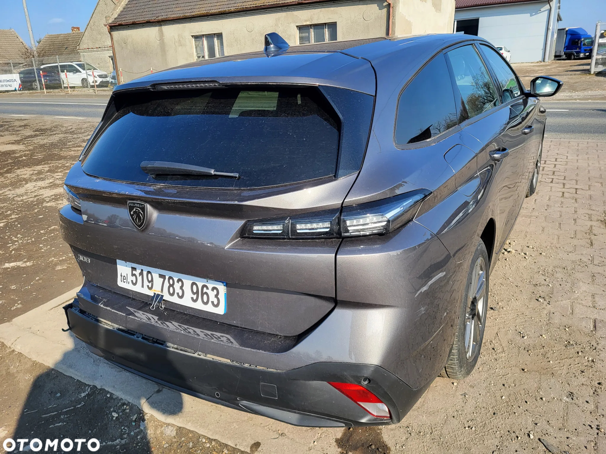 Peugeot 308 1.2 PureTech Active Pack S&S EAT8 - 6