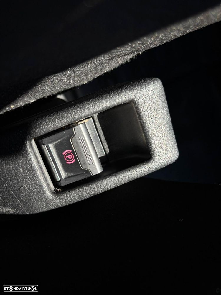 Peugeot e-Traveller 75 kWh Long — fotografia 9