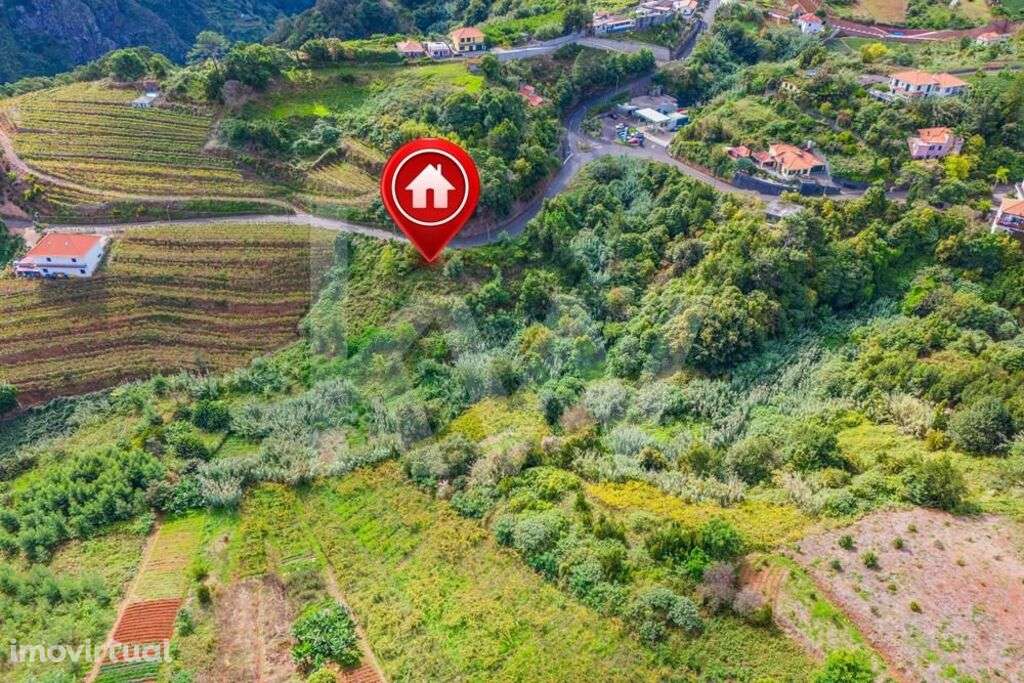 Terreno com 3830m2, para construção em Santana| Freguesia de S.Jorge ( - Grande imagem: 2/14