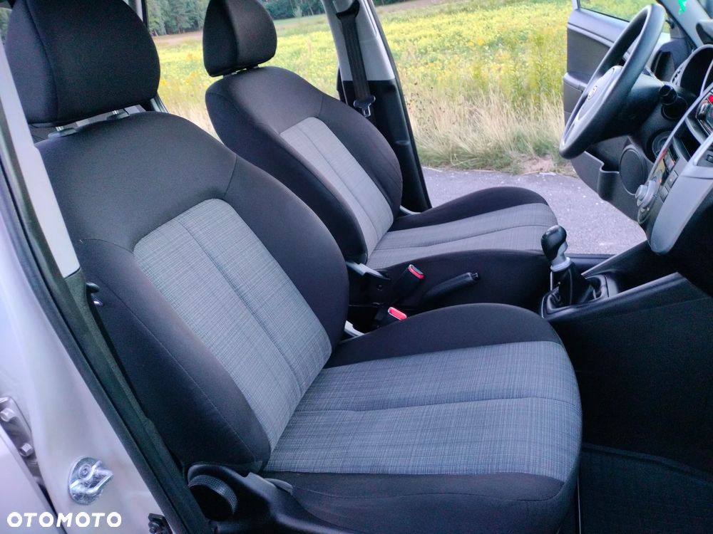 Kia Venga 1.4 CVVT Vision - 34