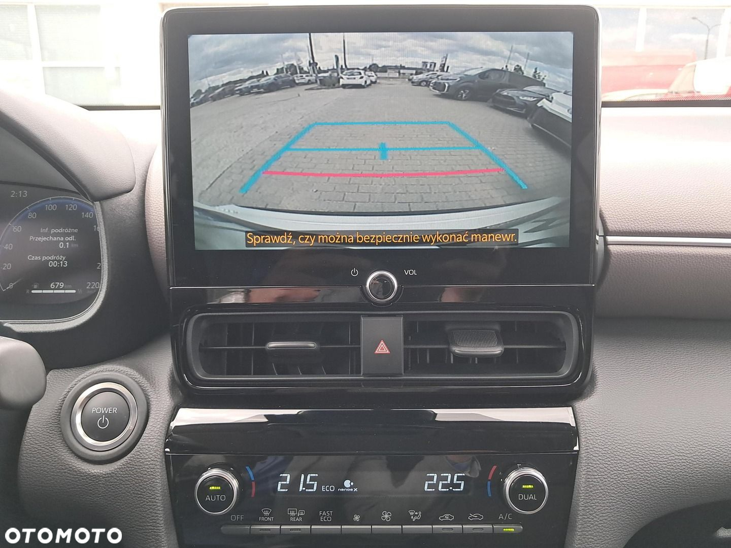 Toyota Yaris Cross - 18