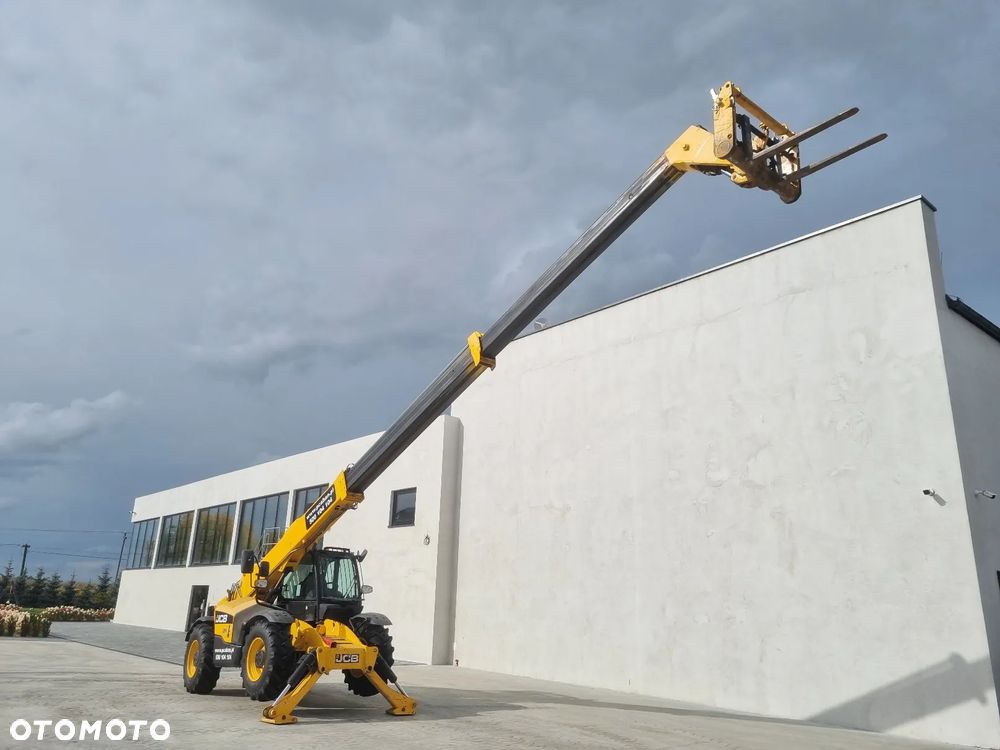 JCB 540-140 jak Manitou MT 1440 R285 - 5