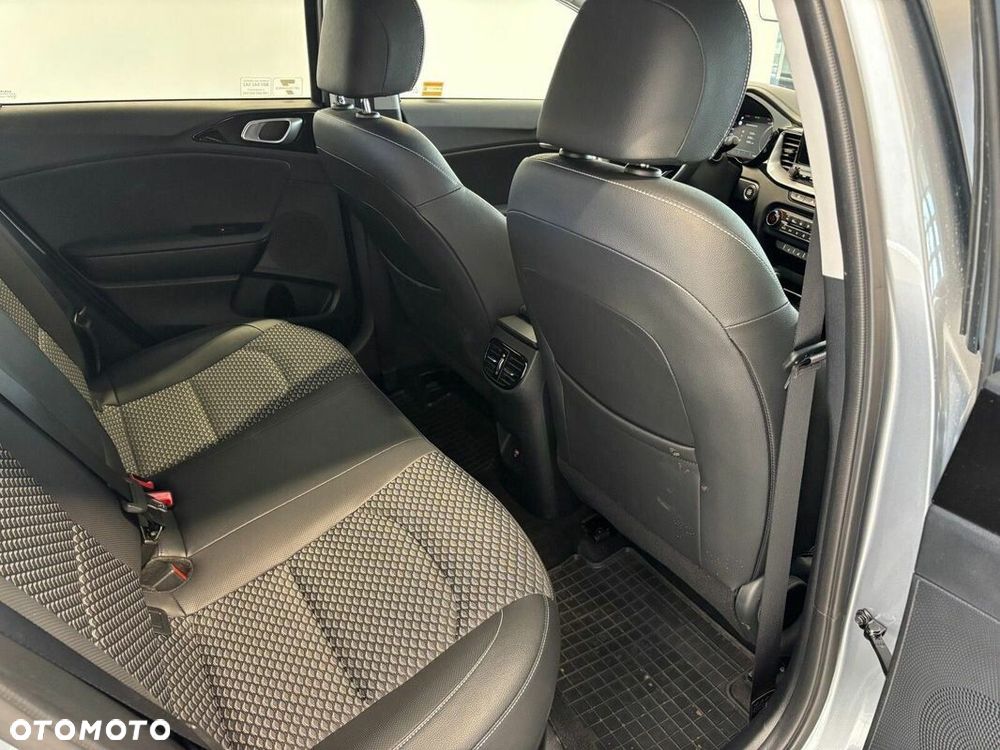 Kia Ceed 1.5 T-GDI L DCT - 13