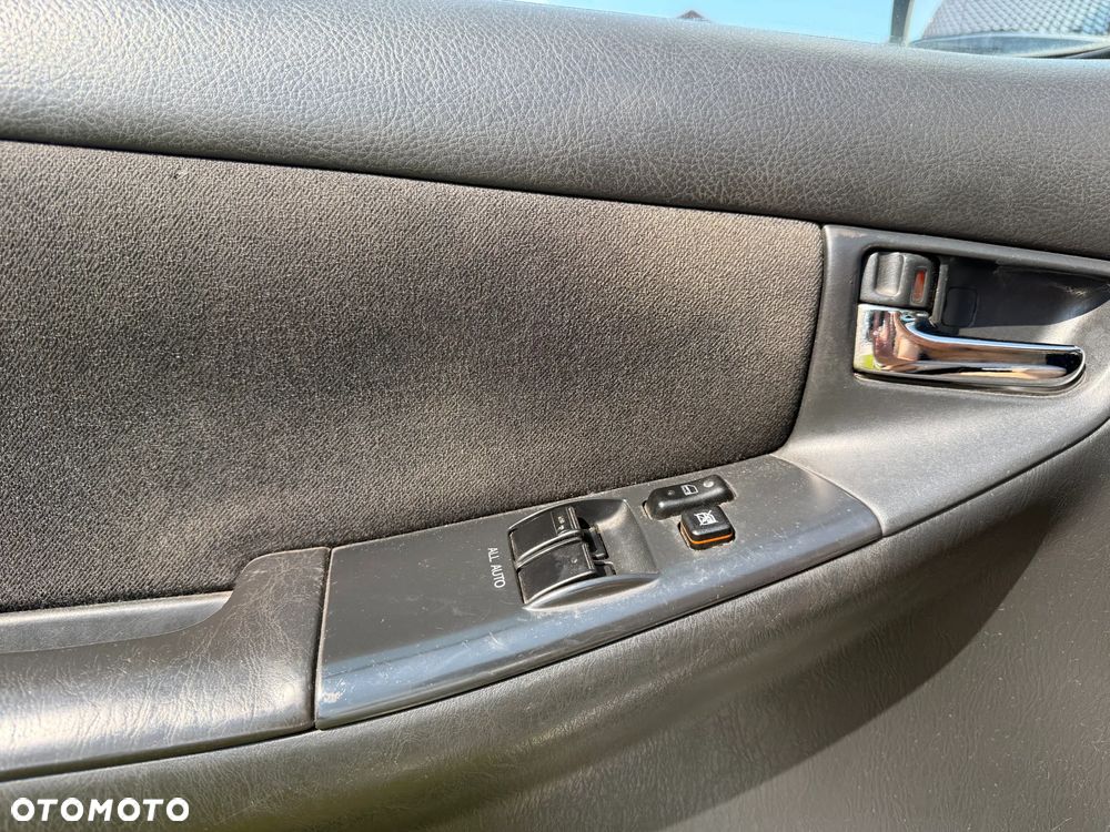 Toyota Corolla 1.4 D-4D Sol - 6
