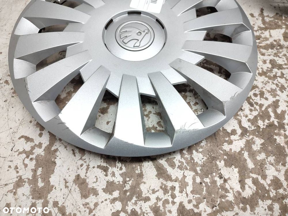 KOŁPAK 2 SZT 16' - 3