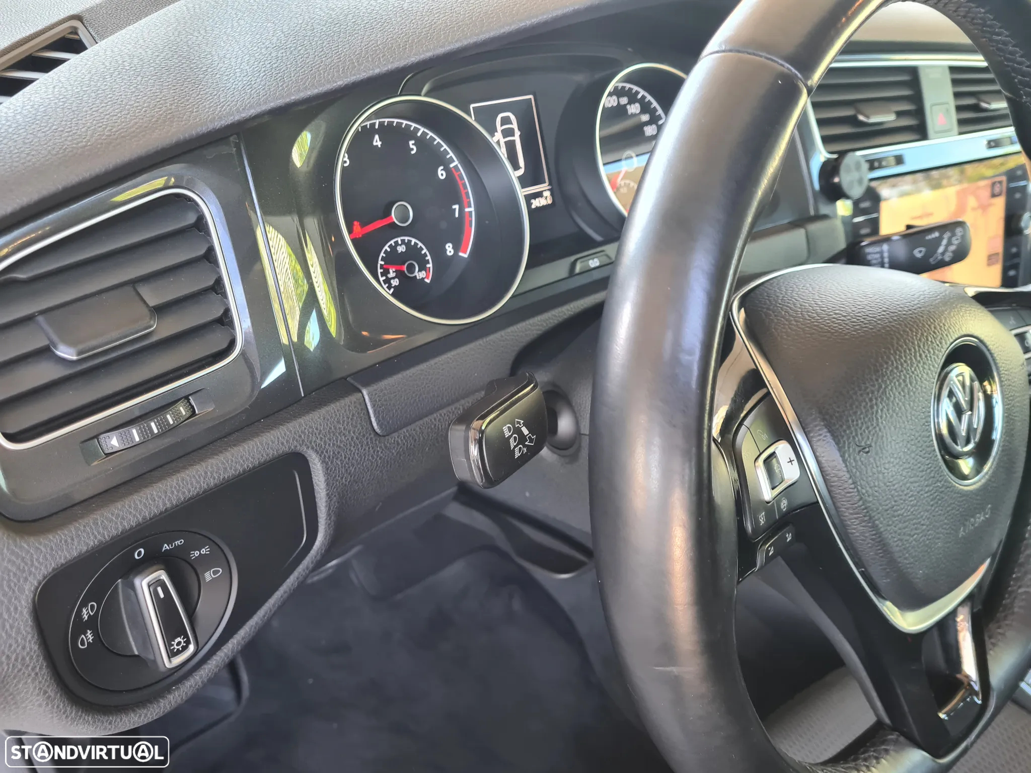 VW Golf Variant 1.0 TSI Confortline - 13