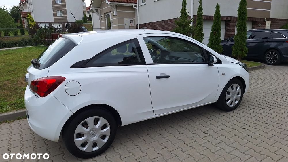 Opel Corsa 1.3 CDTI Essentia - 1