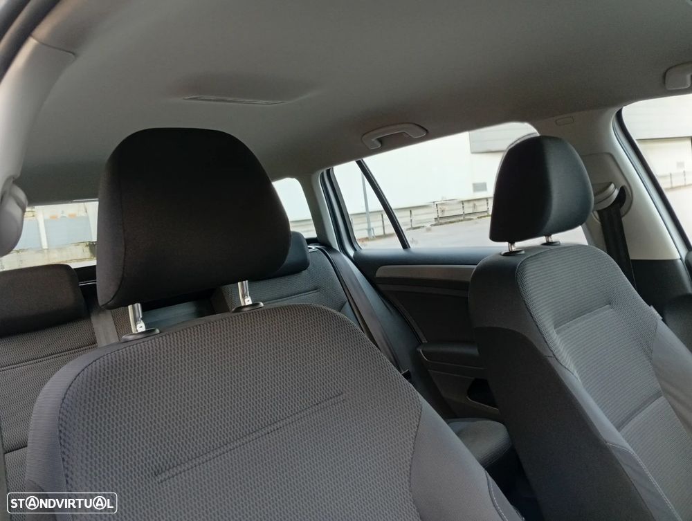 VW Golf Variant 1.6 TDi GPS Edition - 22