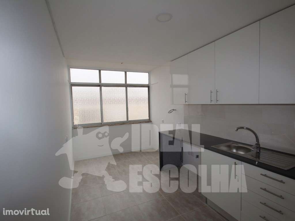 T3 CRUZ DE PAU 295 000 - Grande imagem: 3/16