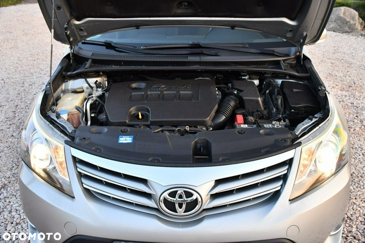 Toyota Avensis - 40