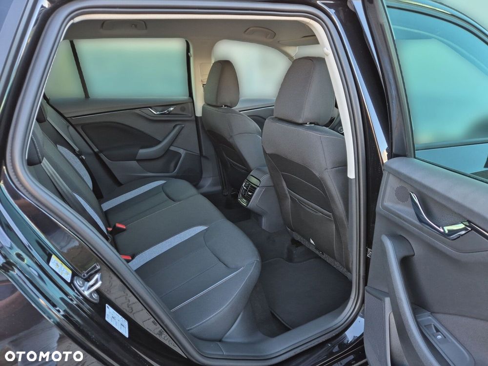 Skoda Kamiq 1.0 TSI Drive DSG - 14