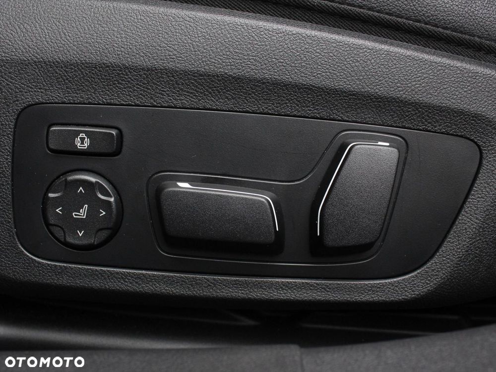 BMW Seria 3 - 15