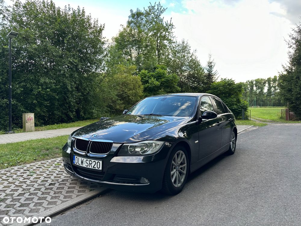 BMW Seria 3 318i - 6
