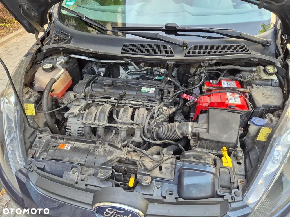 Ford Fiesta 1.25 Champions Edition - 21