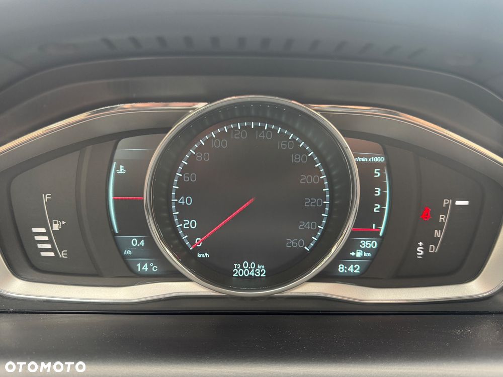 Volvo XC 60 D4 Drive-E Momentum - 1