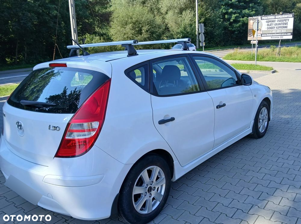 Hyundai i30 1.4 Base - 6