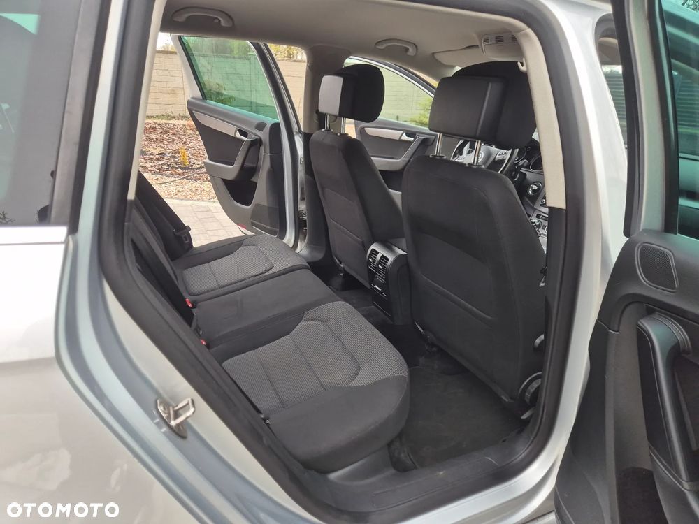 Volkswagen Passat 2.0 Blue TDI SCR Exclusive - 6