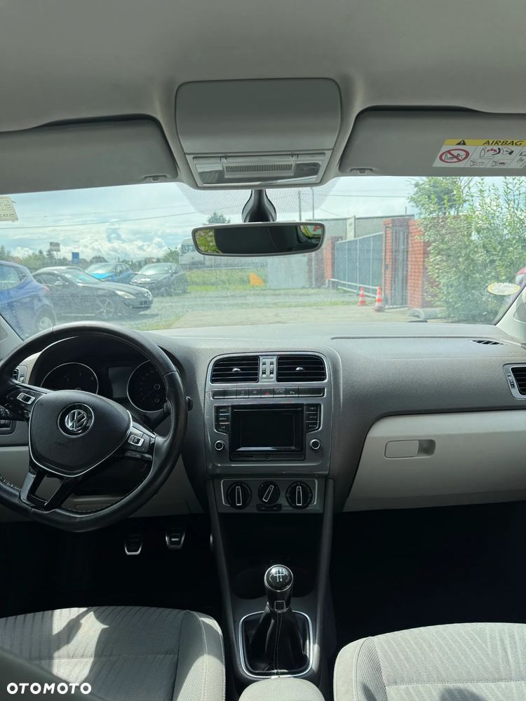 Volkswagen Polo 1.4 TDI (Blue Motion Technology) Comfortline - 10