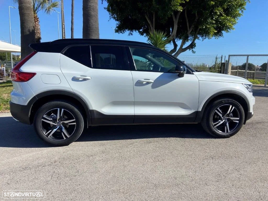 Volvo XC 40 1.5 T3 R-Design Geartronic - 3