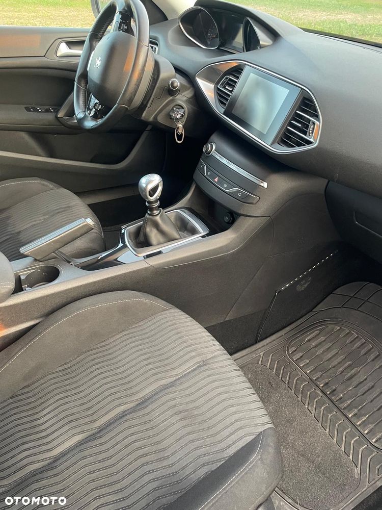 Peugeot 308 - 10