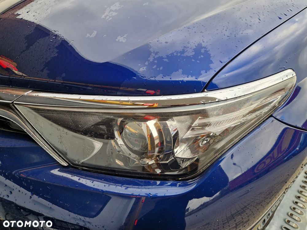 Toyota Auris - 25
