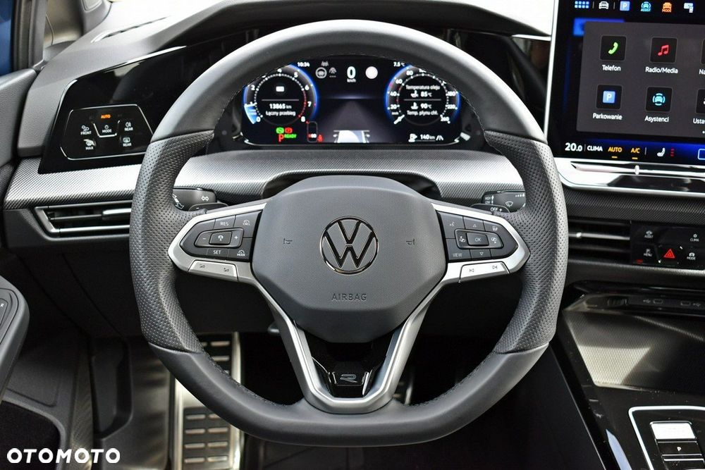 Volkswagen Golf - 14