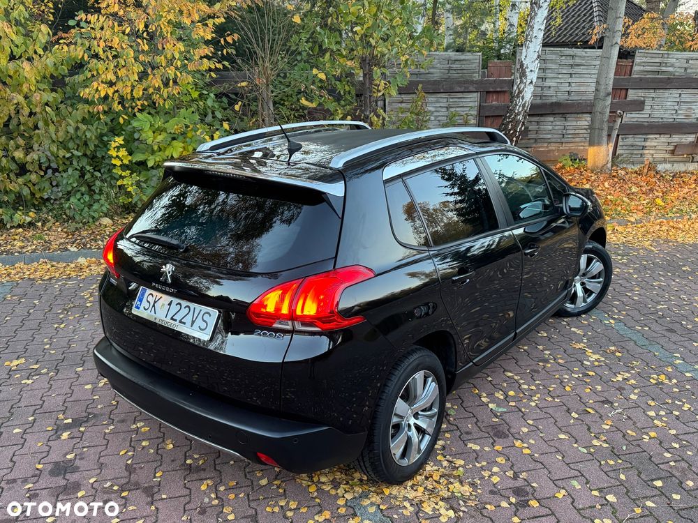 Peugeot 2008 1.2 Pure Tech Style EU6 - 2