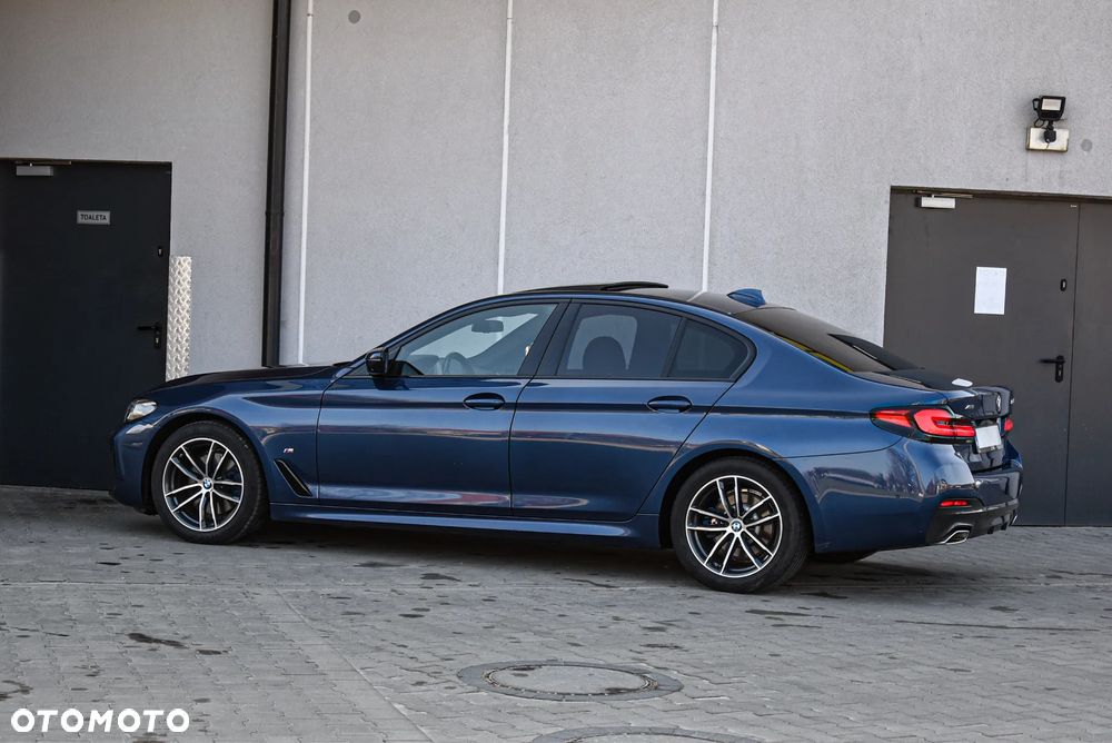 BMW Seria 5 520d M Sport sport - 28