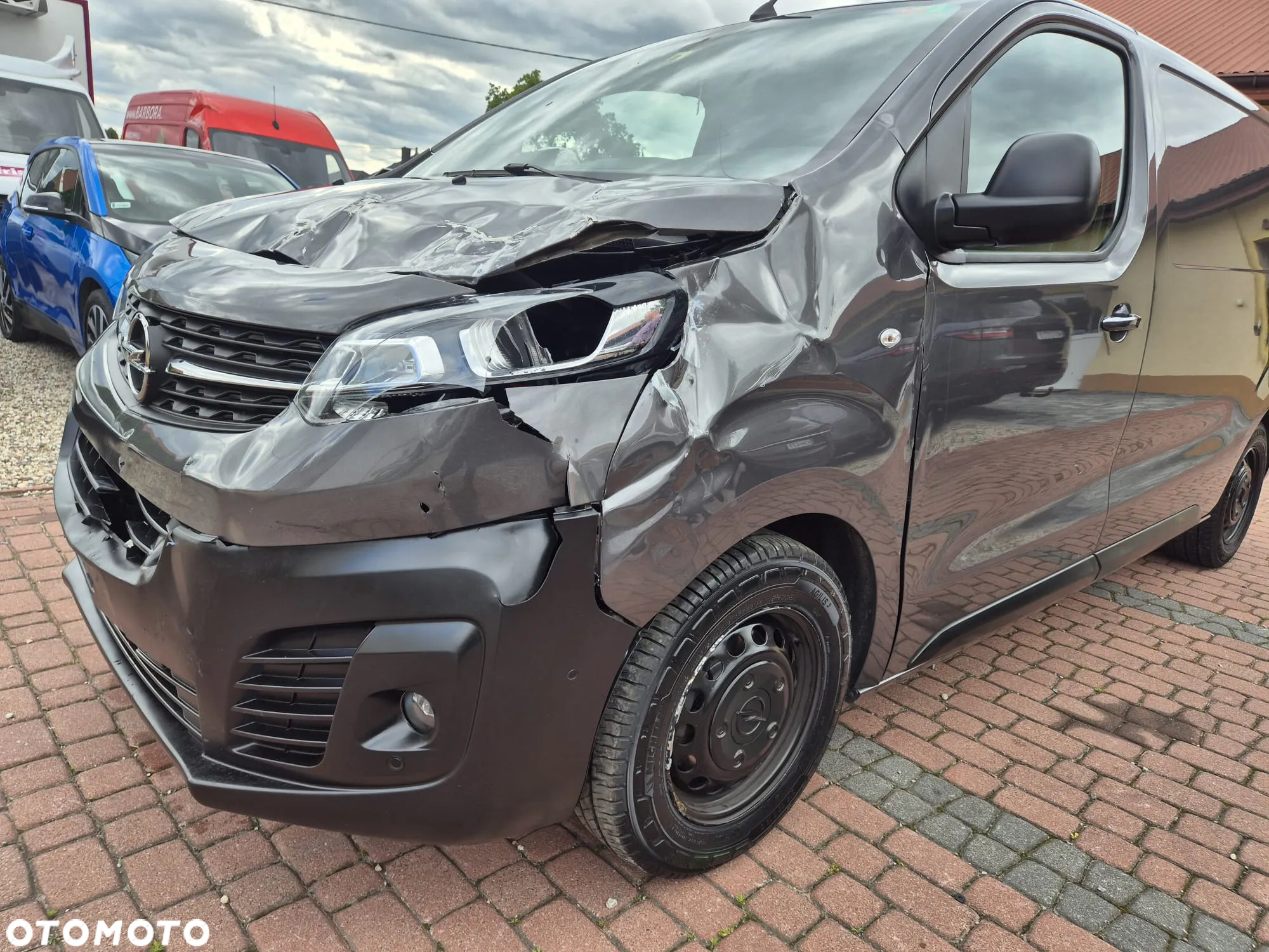 Opel VIVARO 2.0 Automat - 16