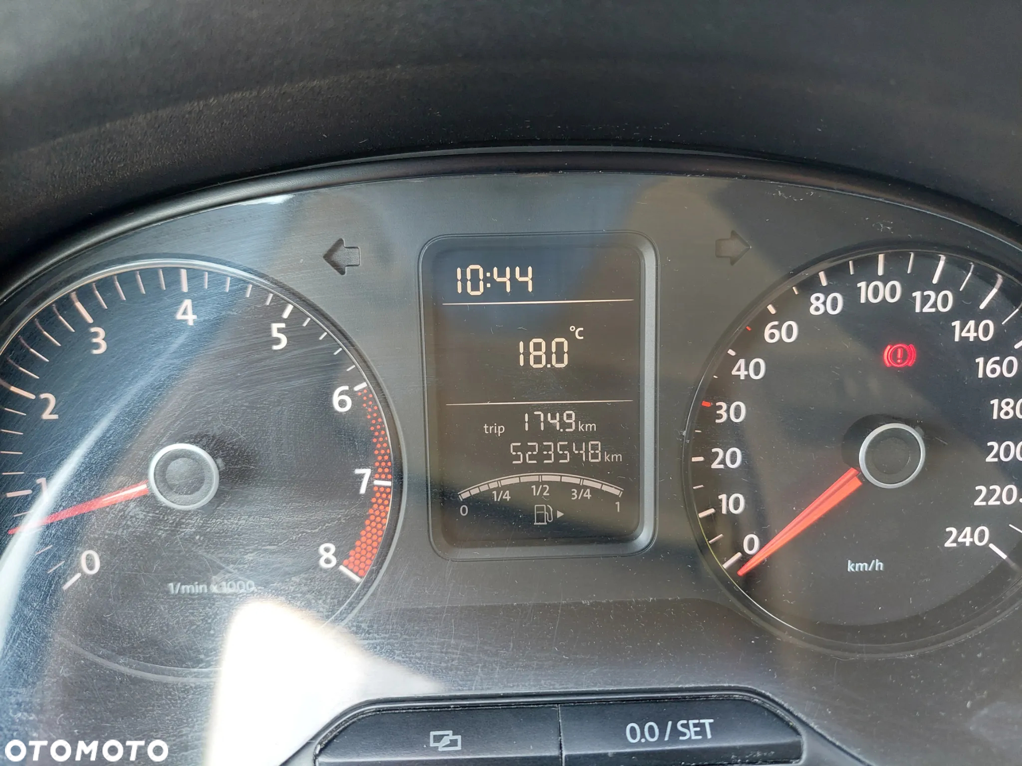 Volkswagen Polo 1.4 16V Trendline - 11